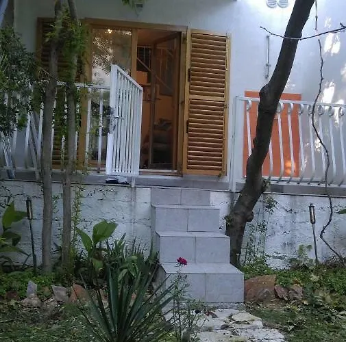 Apartament Restović *