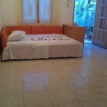 Restovic Apartamento *