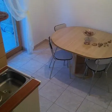 Restovic Apartamento *