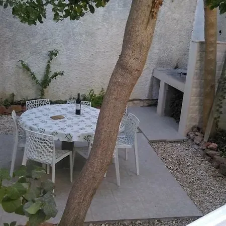 Restovic Apartamento Bol